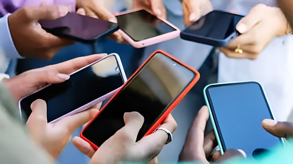 GST Cut on Smartphones Unlikely, 18% Tax May Continue: Industry Sources